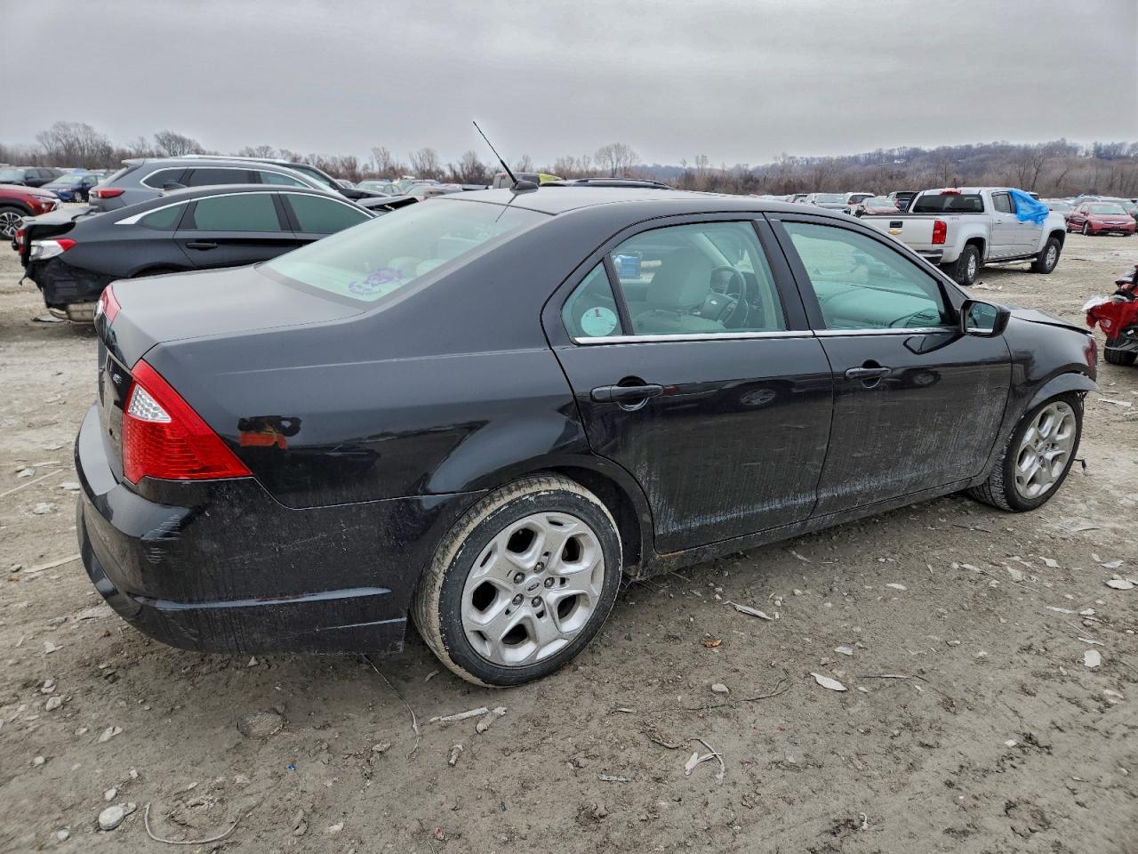 2010 FORD FUSION SE photo 3