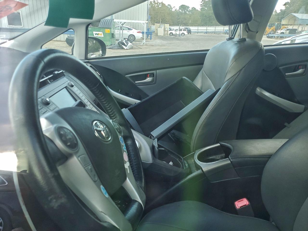 2012 TOYOTA PRIUS photo 7