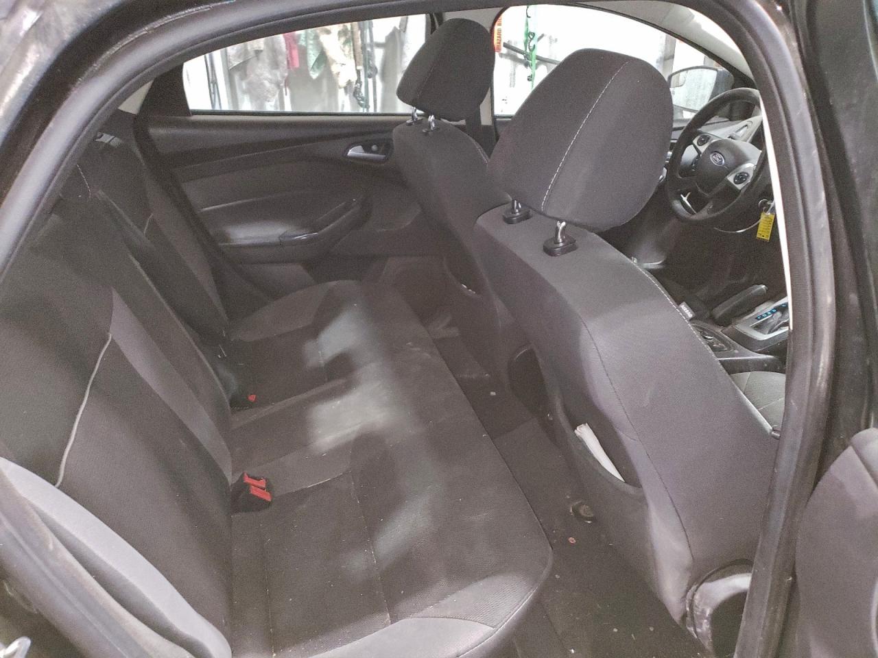 2014 FORD FOCUS SE photo 10