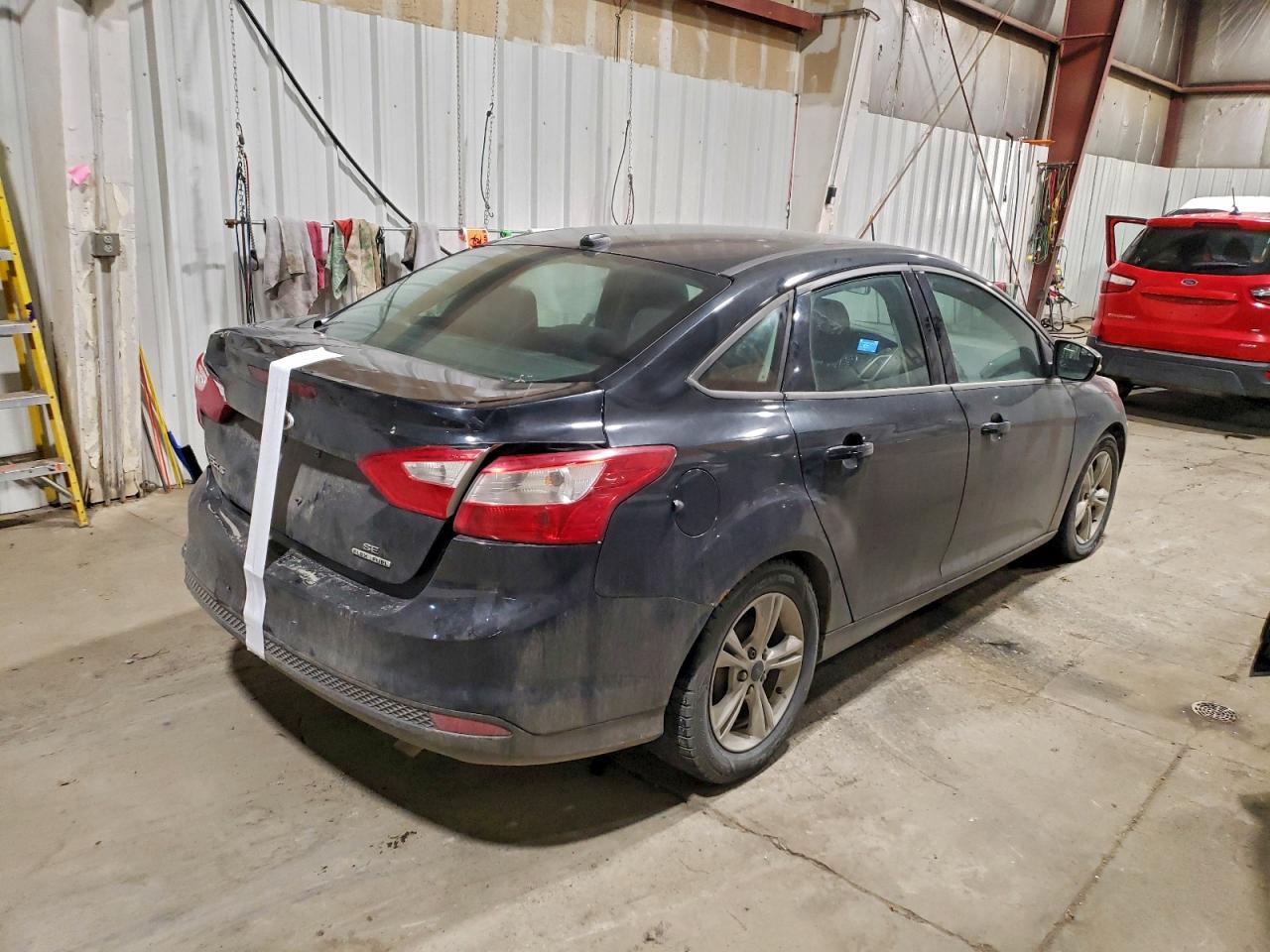 2014 FORD FOCUS SE photo 3