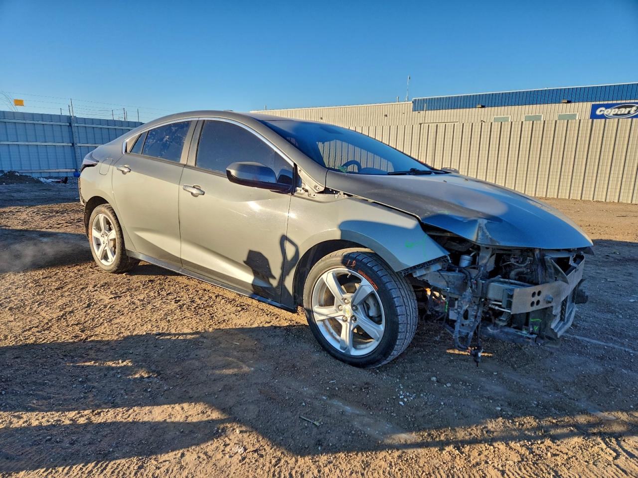 2017 CHEVROLET VOLT LT photo 4