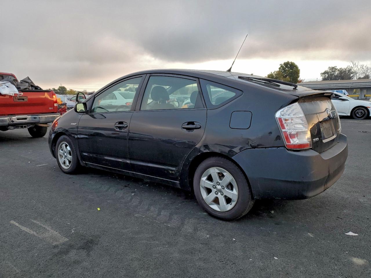 2007 TOYOTA PRIUS photo 2