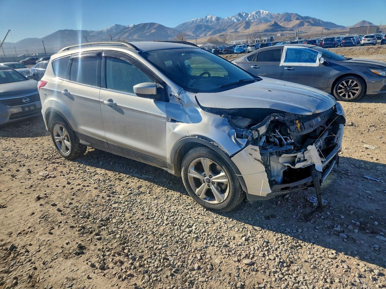2015 FORD ESCAPE SE photo 4
