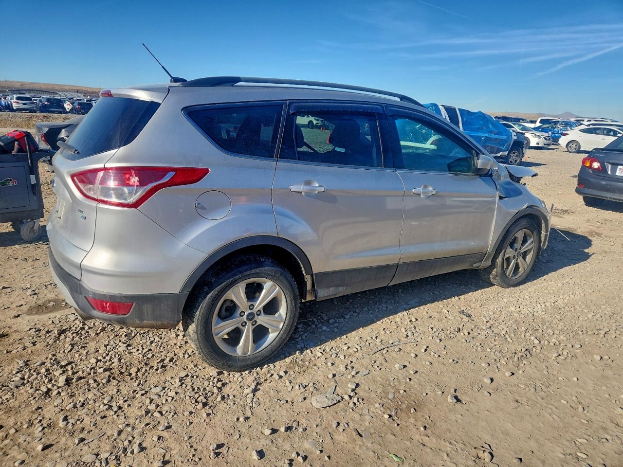 2015 FORD ESCAPE SE photo 3