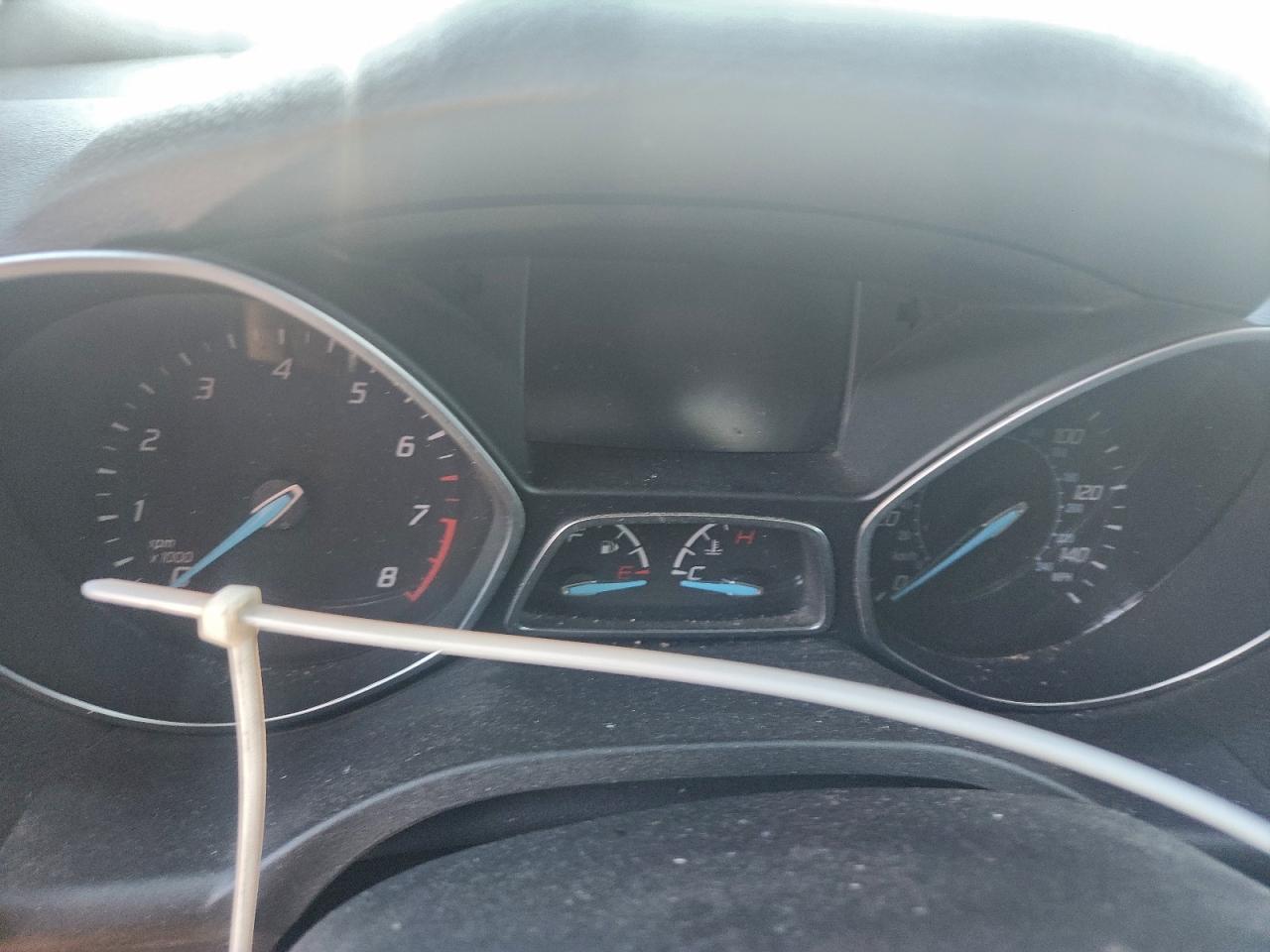 2015 FORD ESCAPE SE photo 9