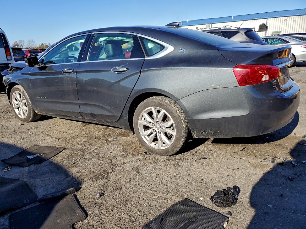 2018 CHEVROLET IMPALA LT photo 2
