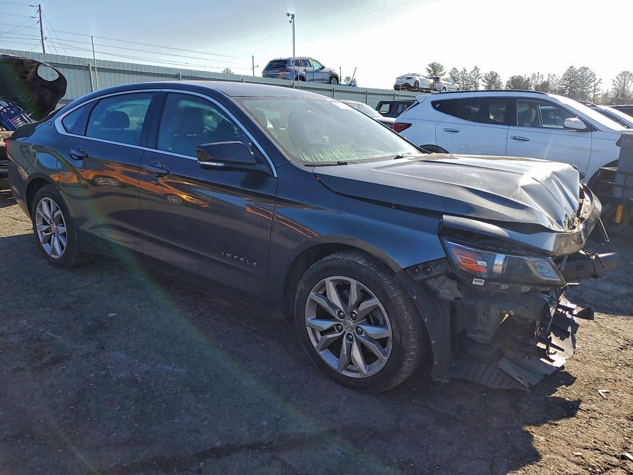 2018 CHEVROLET IMPALA LT photo 4