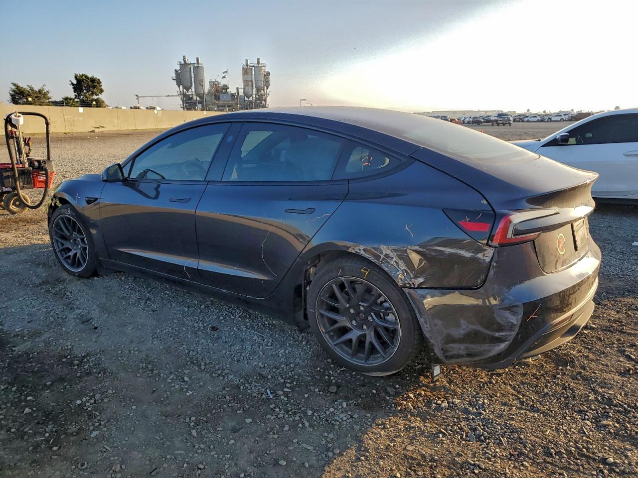 2024 TESLA MODEL 3 photo 2