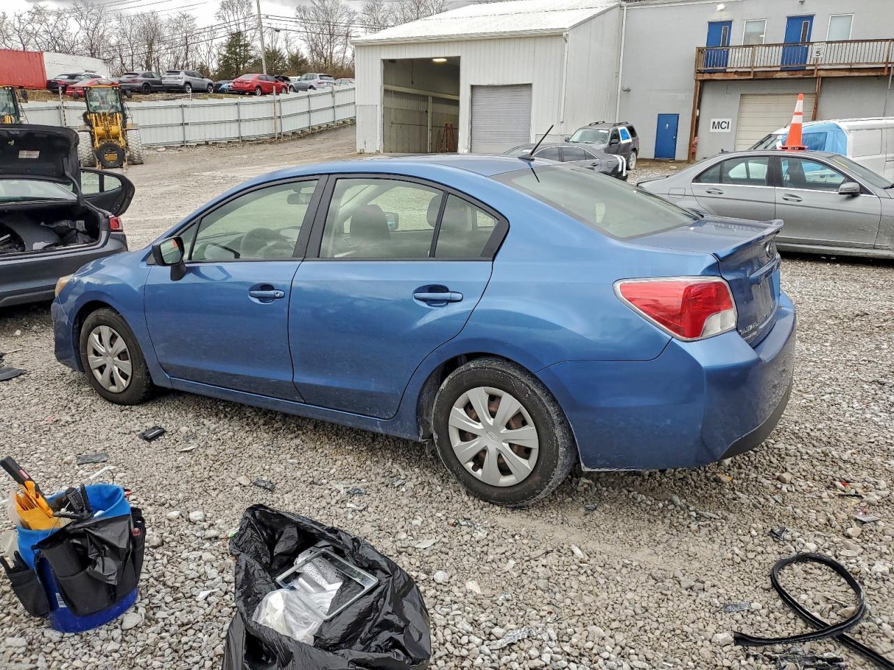 2015 SUBARU IMPREZA photo 2