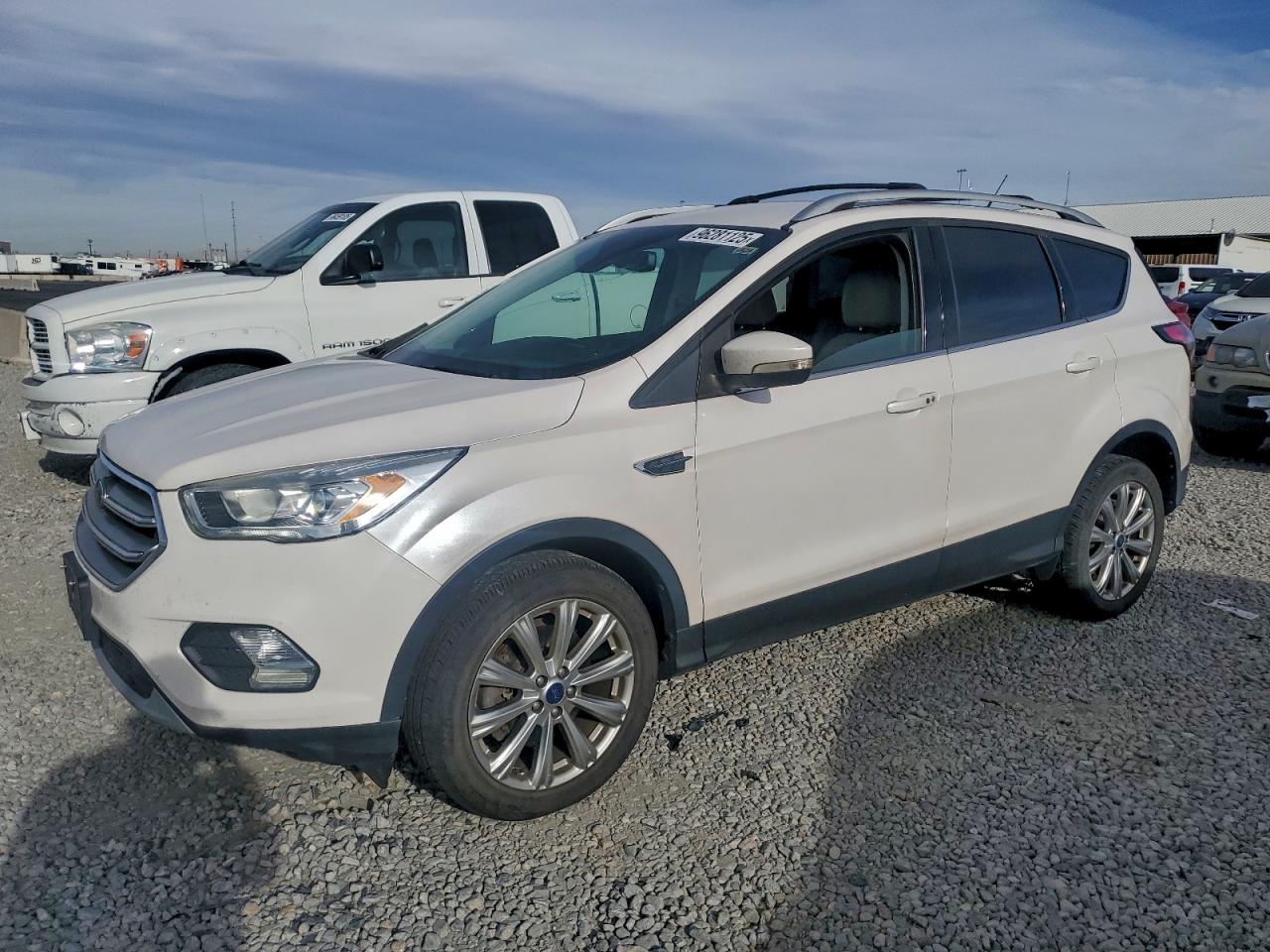 2017 FORD ESCAPE
