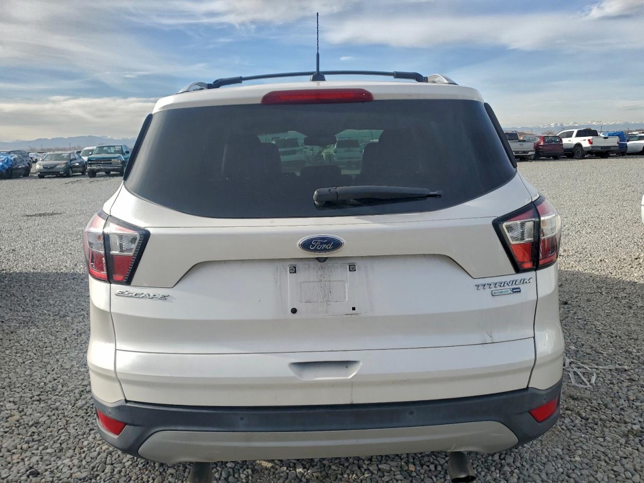2017 FORD ESCAPE TITANIUM photo 6