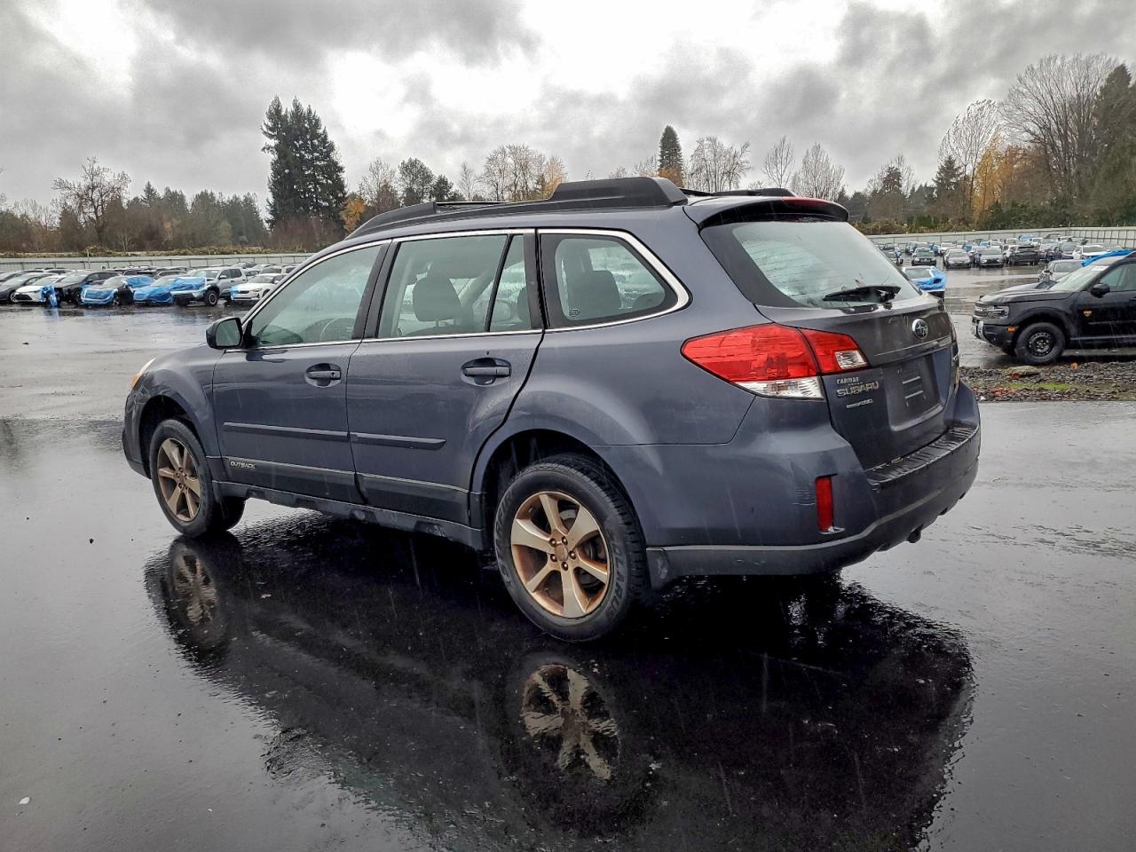 2014 SUBARU OUTBACK 2.5I photo 2