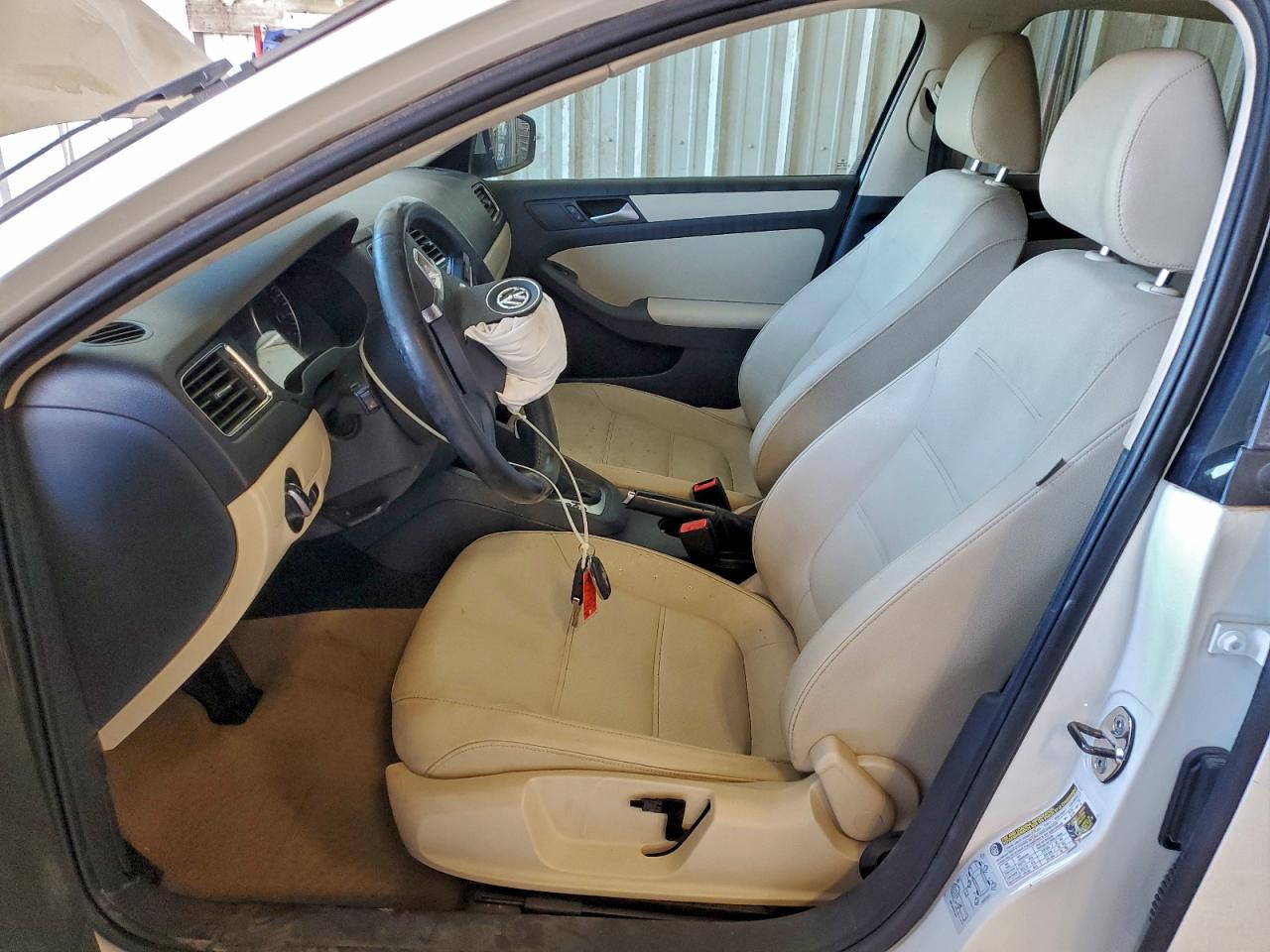 2012 VOLKSWAGEN JETTA SE photo 19