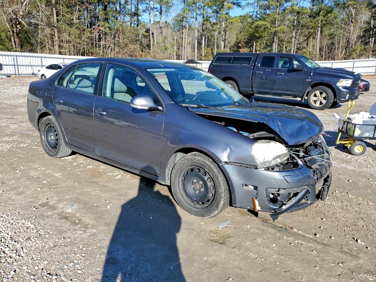 2009 VOLKSWAGEN JETTA S photo 4