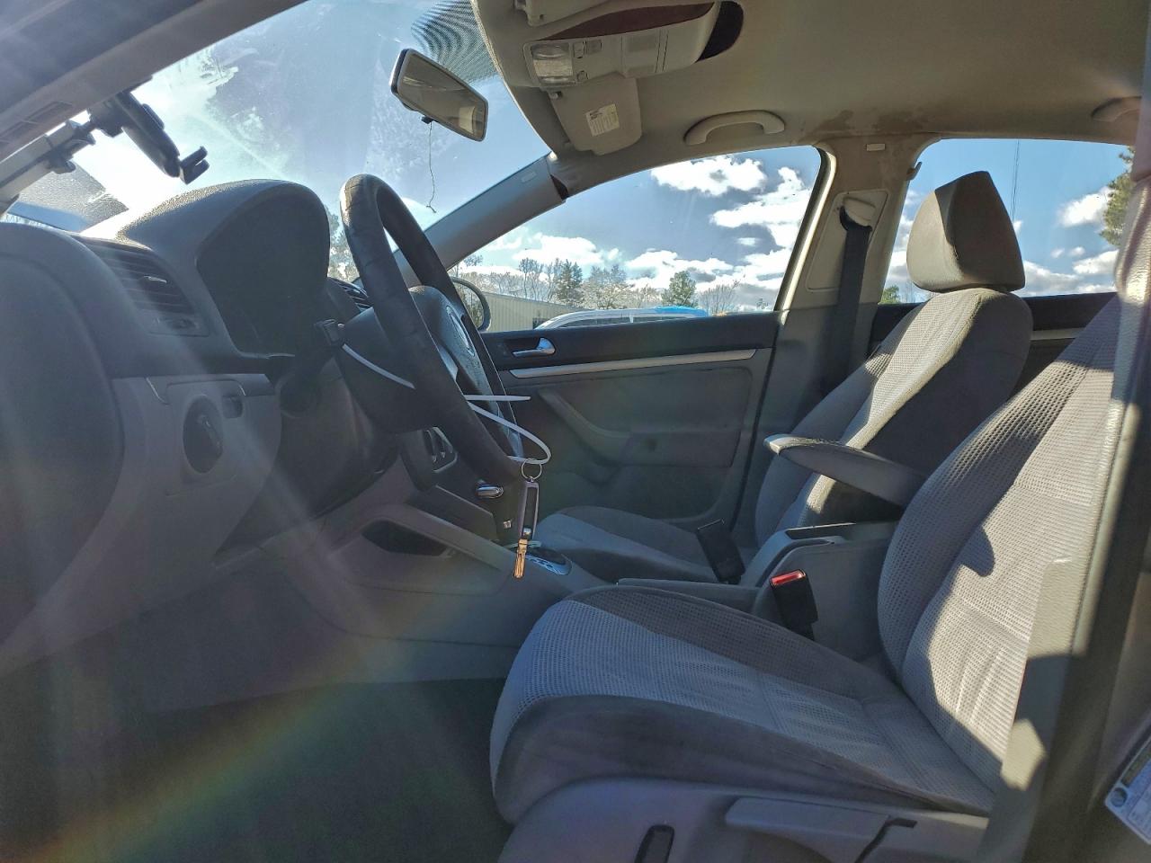 2009 VOLKSWAGEN JETTA S photo 7