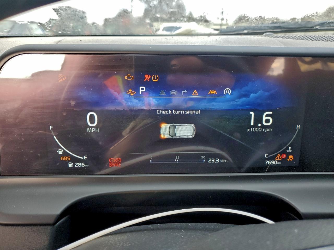 2025 KIA SELTOS EX photo 9