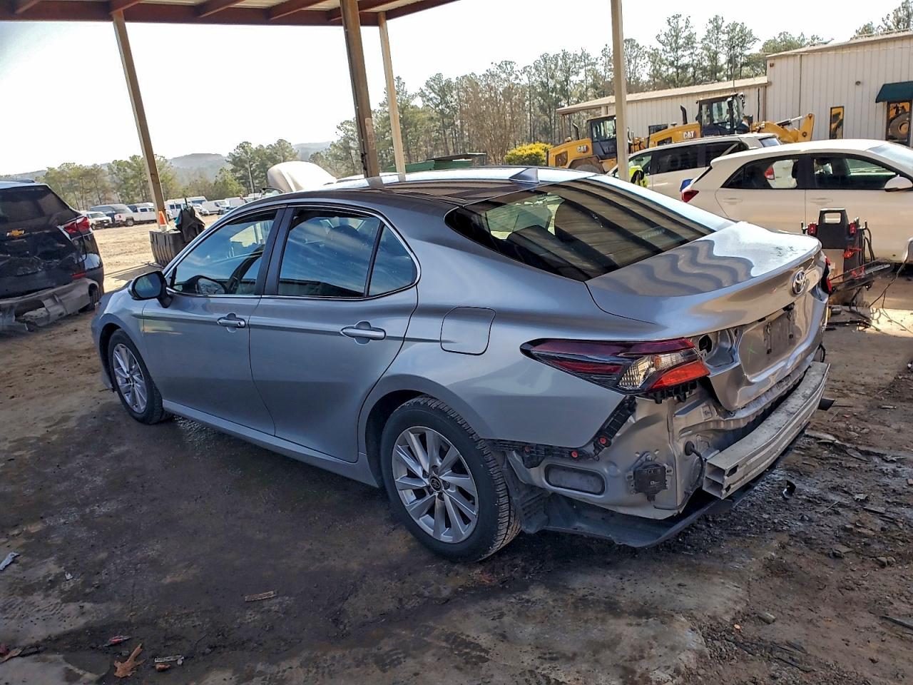 2023 TOYOTA CAMRY LE photo 2