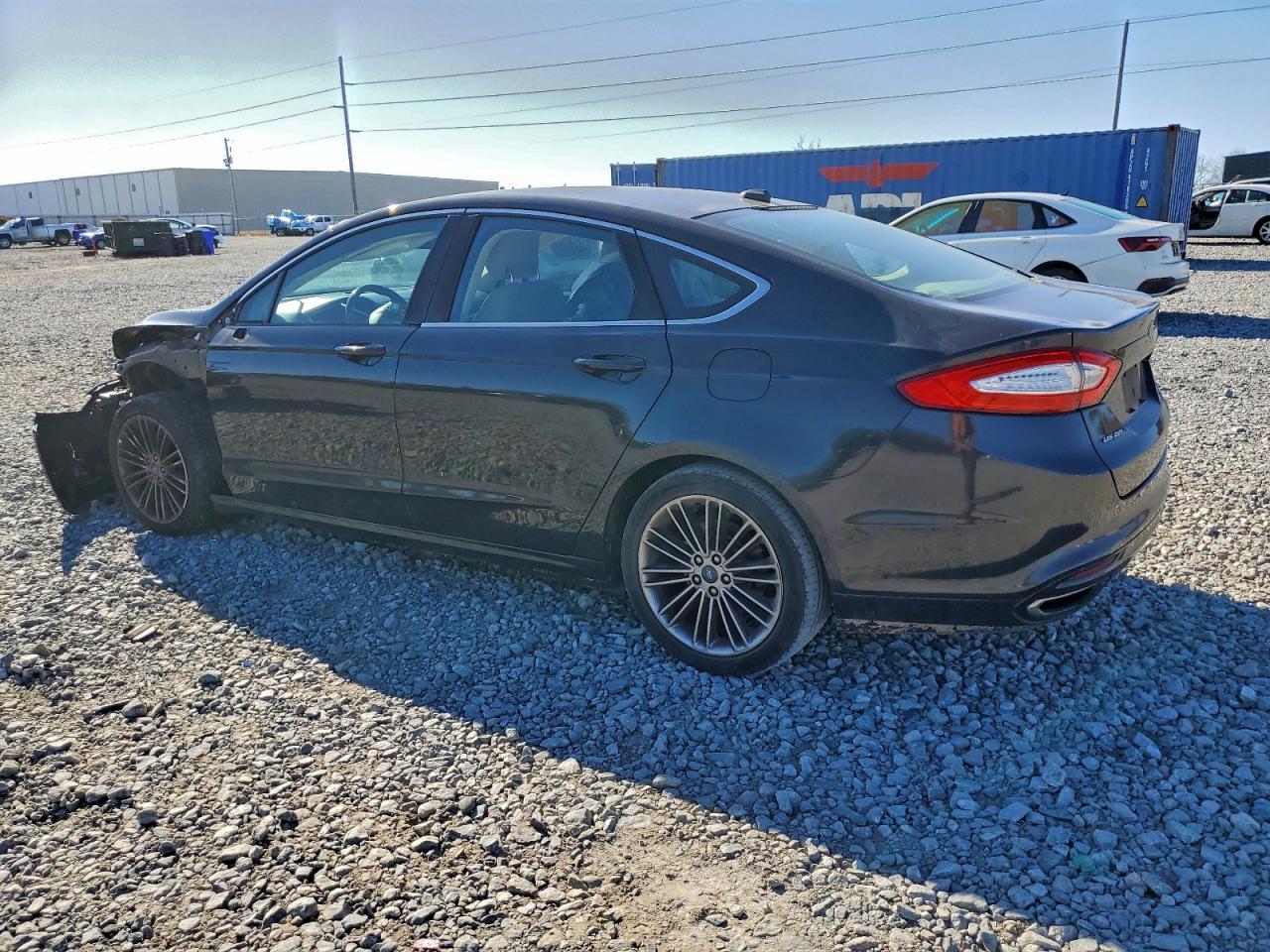 2013 FORD FUSION SE photo 2