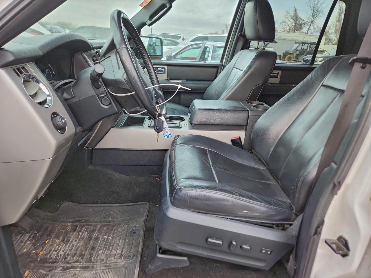 2016 FORD EXPEDITION XLT photo 7