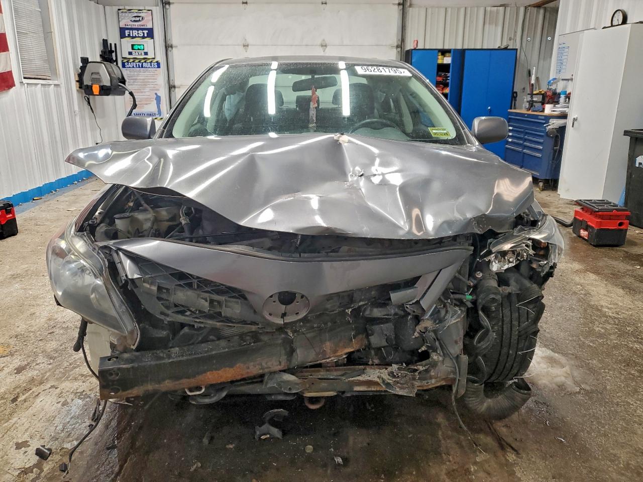 2013 TOYOTA COROLLA BASE photo 5