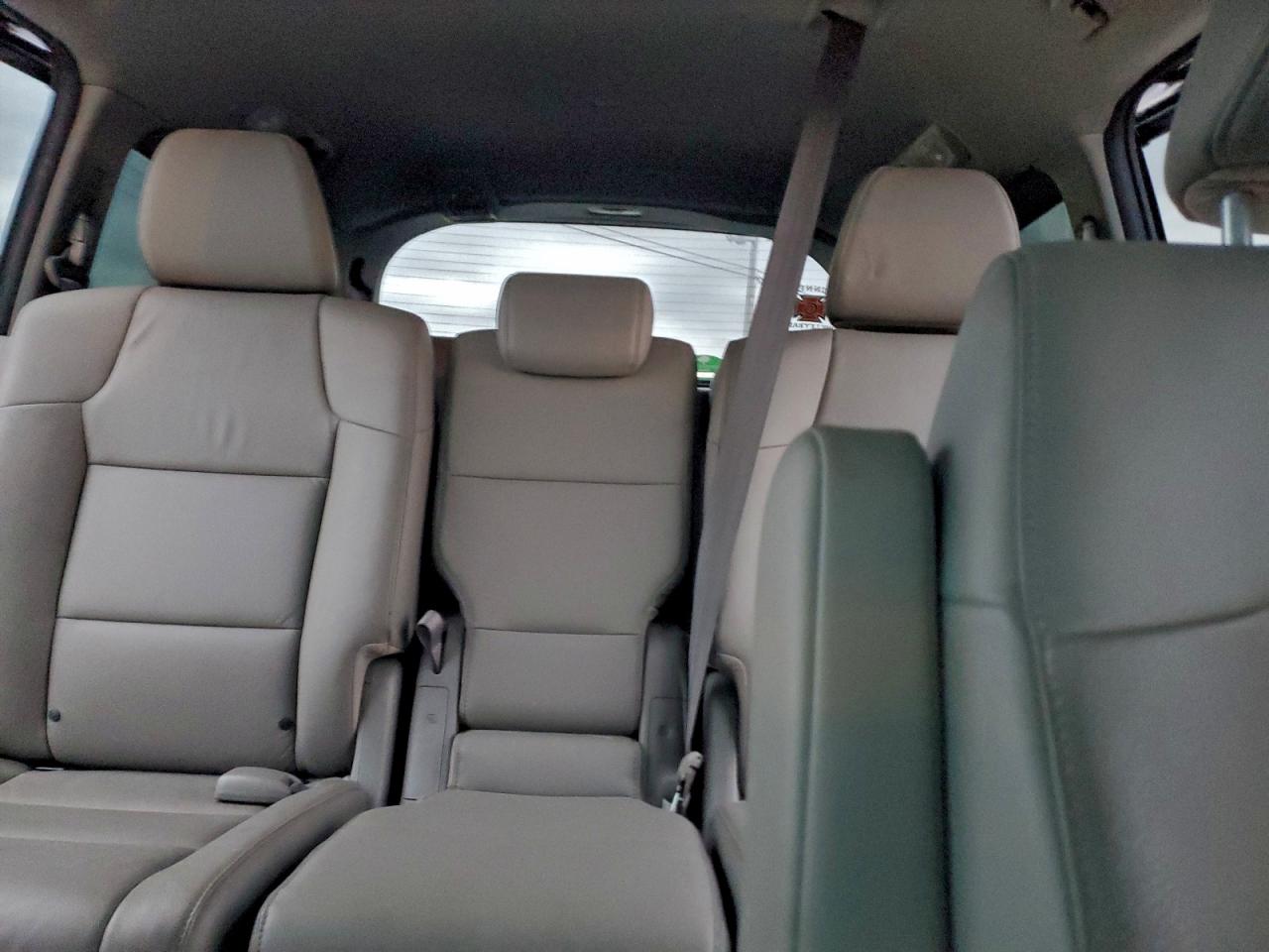 2016 HONDA ODYSSEY EXL photo 10