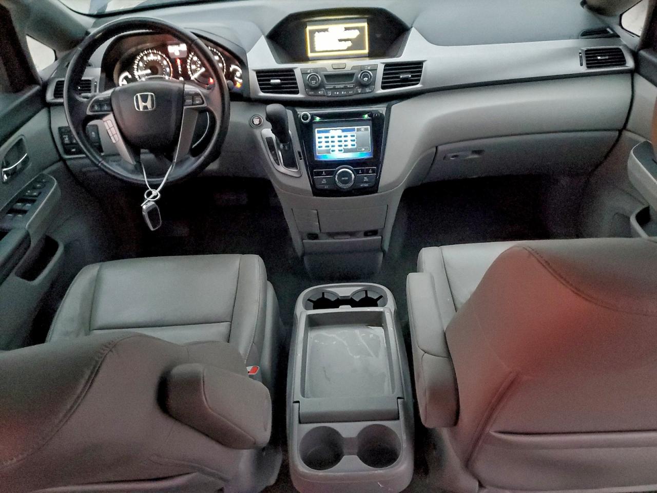 2016 HONDA ODYSSEY EXL photo 8