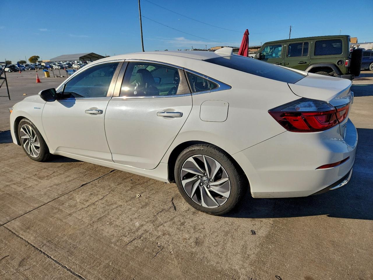 2019 HONDA INSIGHT TOURING photo 2