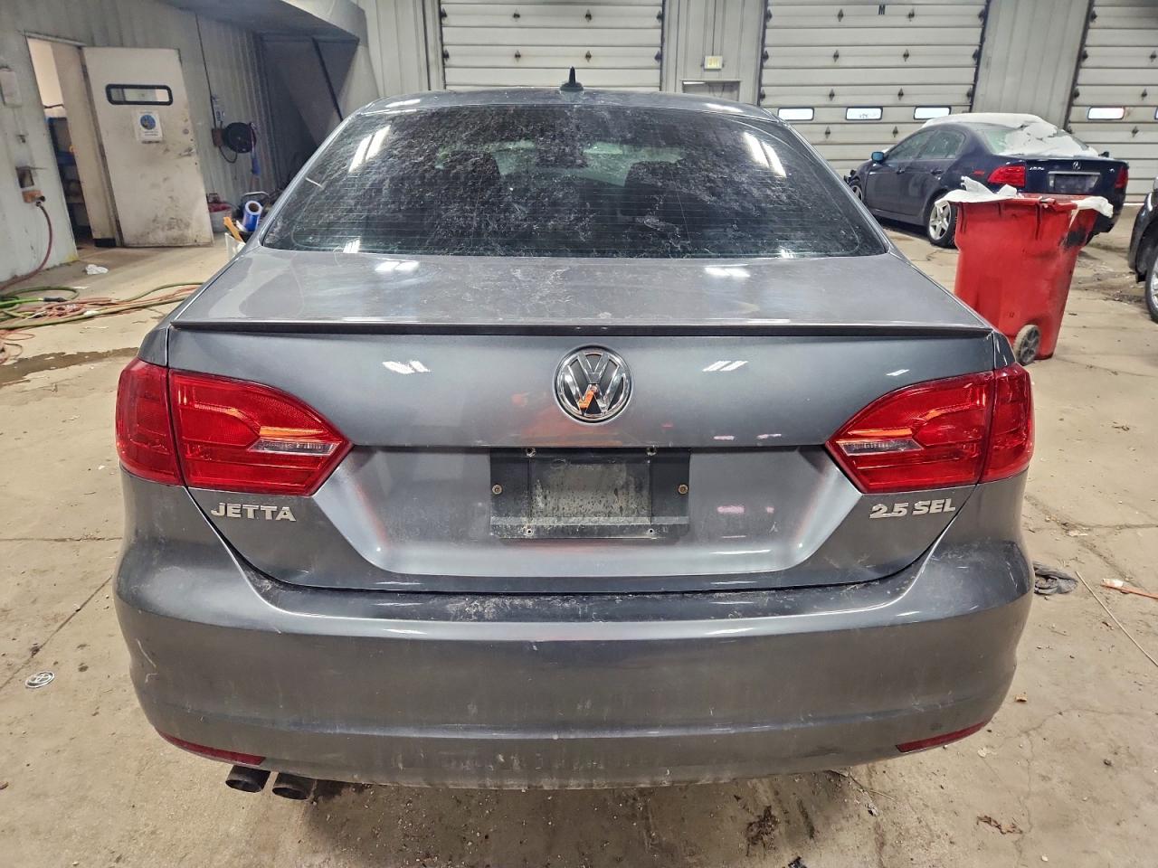 2013 VOLKSWAGEN JETTA SEL photo 6