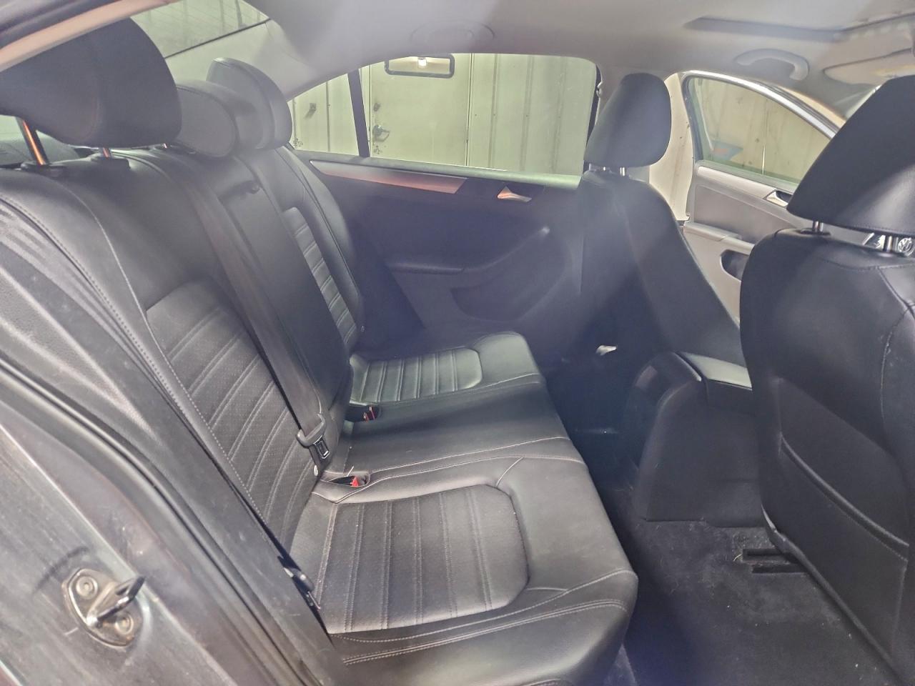 2013 VOLKSWAGEN JETTA SEL photo 10