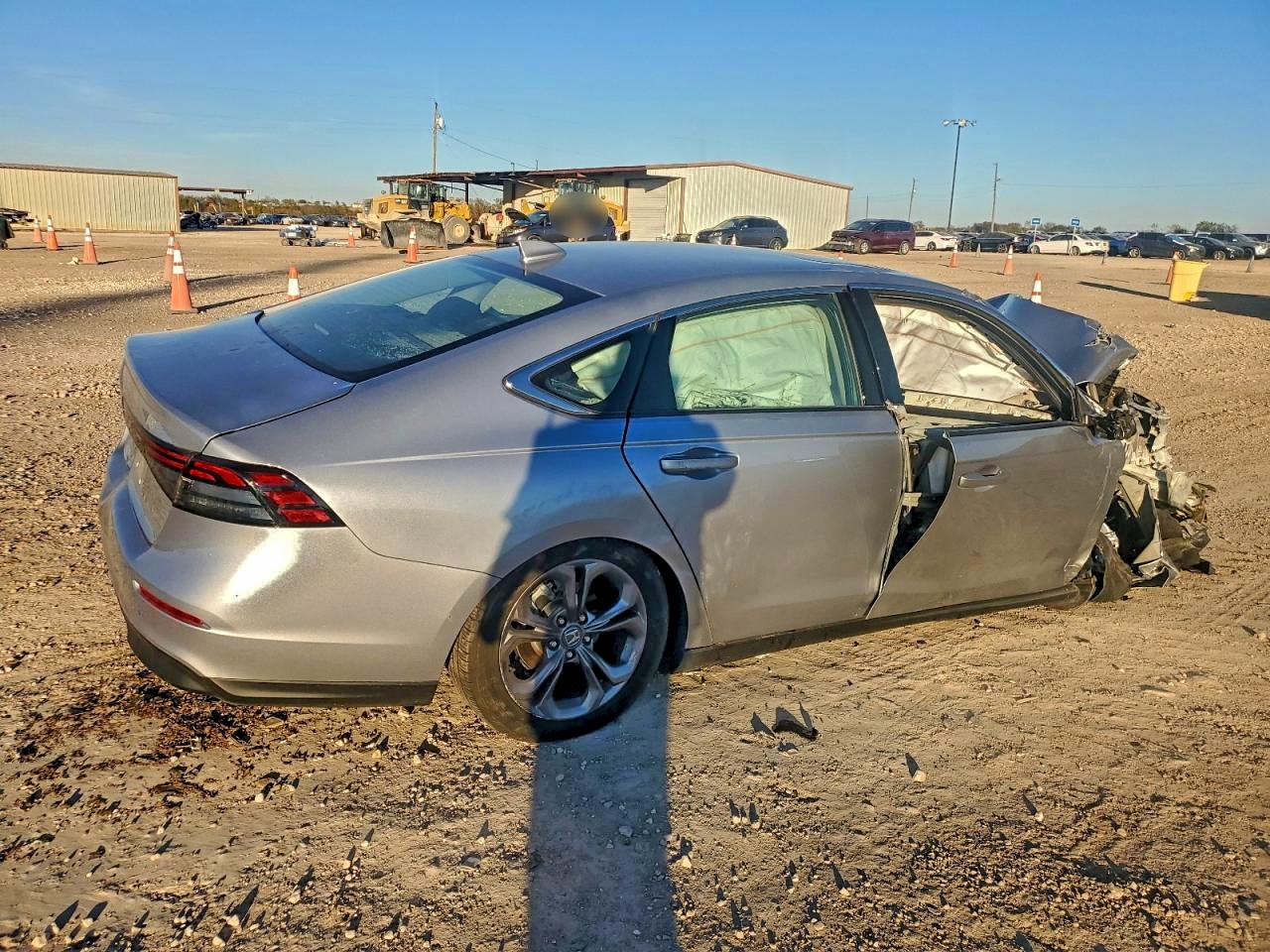 2024 HONDA ACCORD EX photo 3