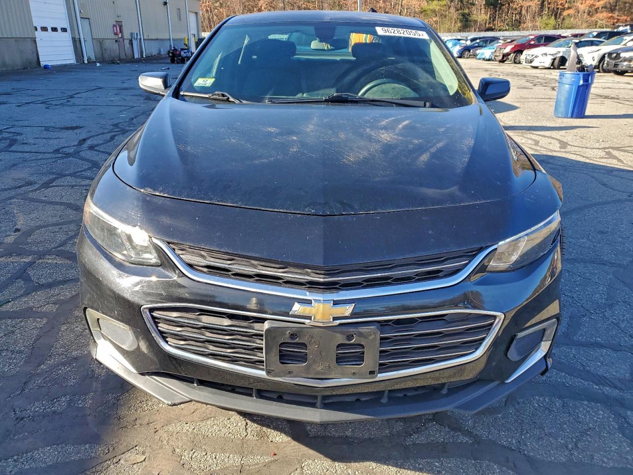 2017 CHEVROLET MALIBU LT photo 5