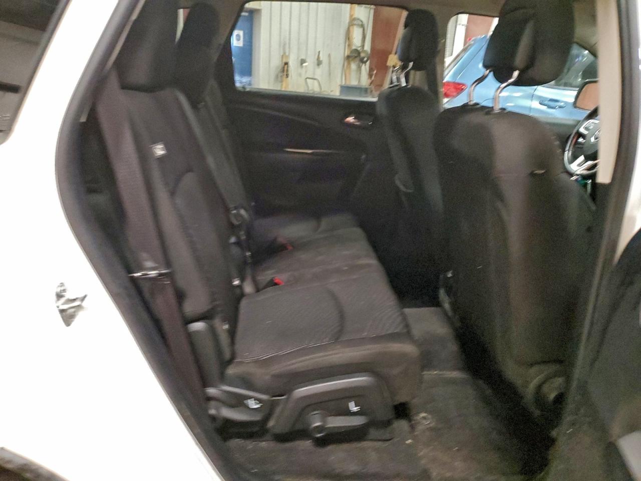 2017 DODGE JOURNEY SE photo 11