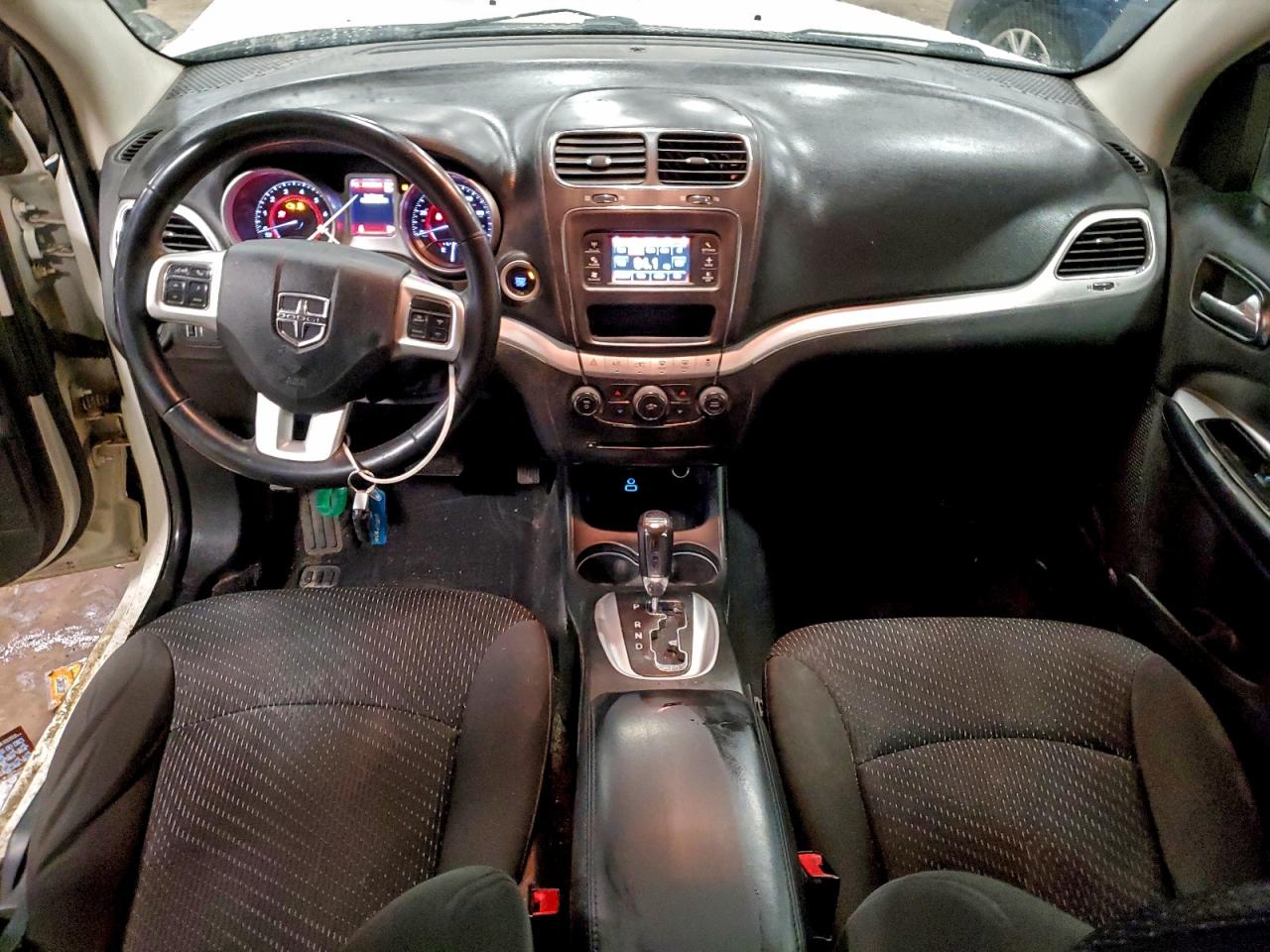 2017 DODGE JOURNEY SE photo 8