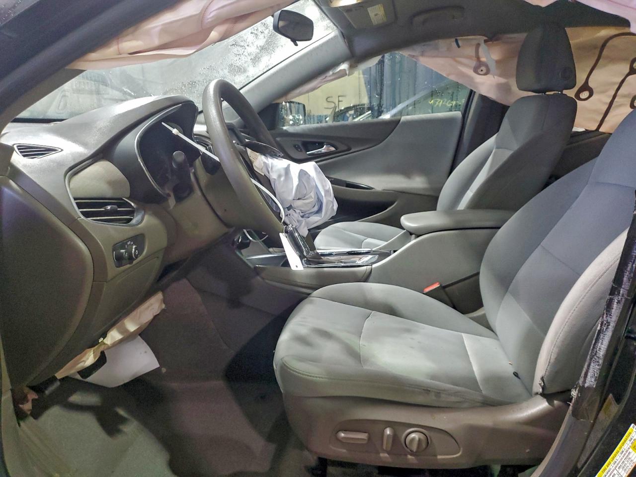 2017 CHEVROLET MALIBU LT photo 7