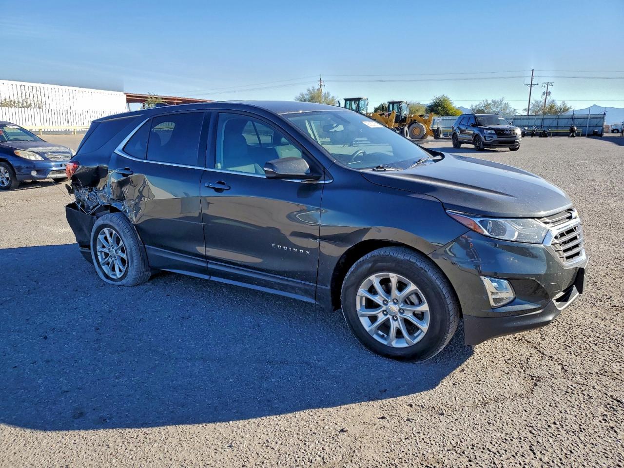 2018 CHEVROLET EQUINOX LT photo 4