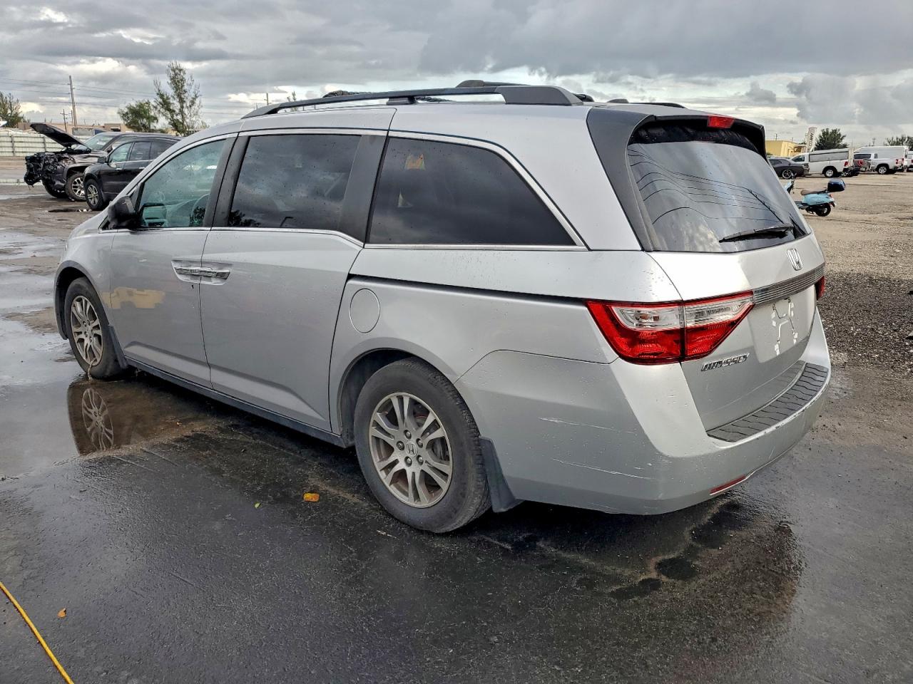 2012 HONDA ODYSSEY EXL photo 2
