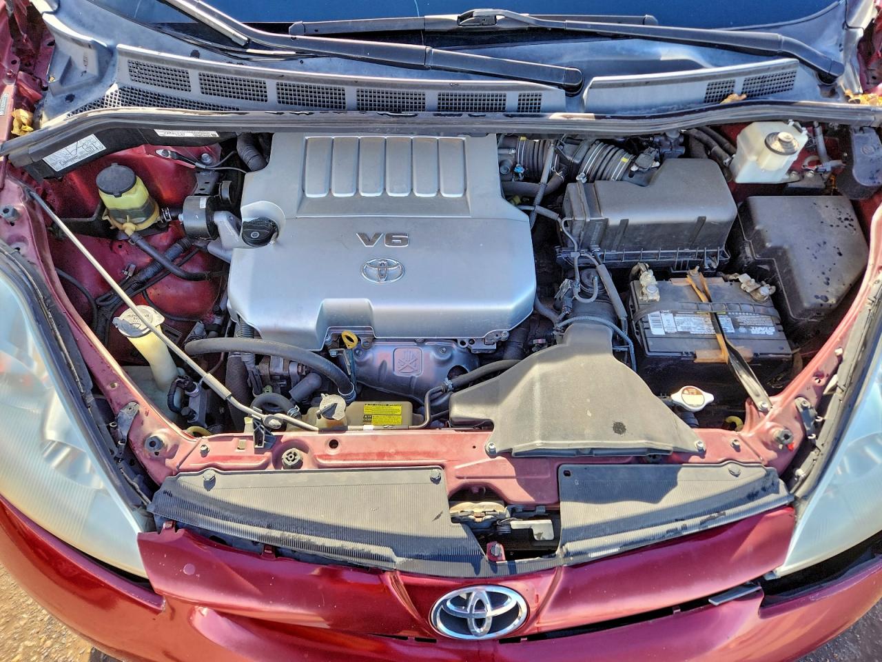 2009 TOYOTA SIENNA CE photo 12