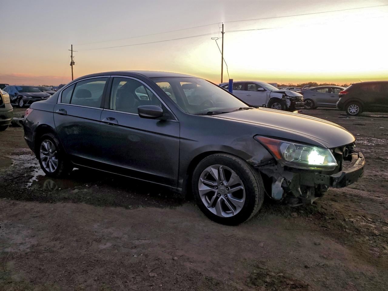 2012 HONDA ACCORD LX photo 4
