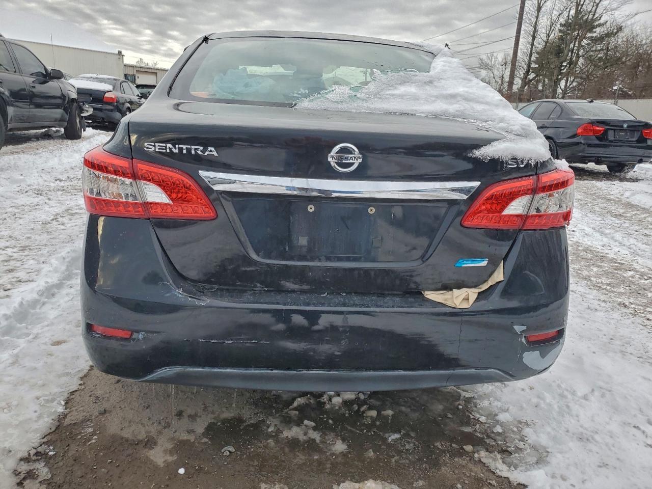 2014 NISSAN SENTRA S photo 6