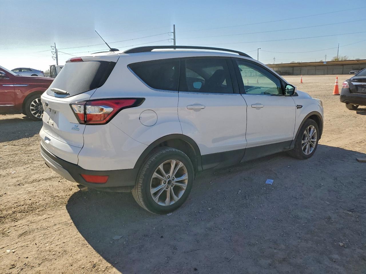 2018 FORD ESCAPE SE photo 5