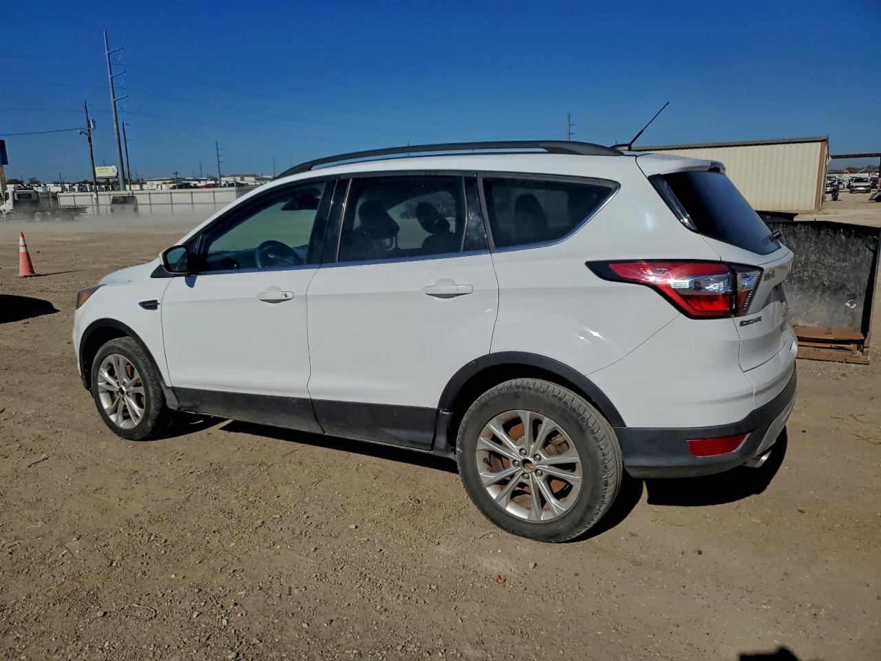 2018 FORD ESCAPE SE photo 3