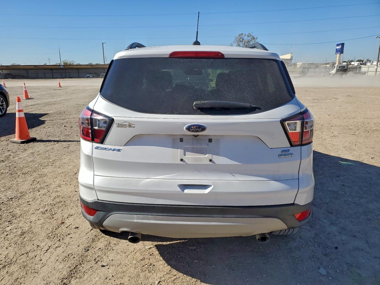 2018 FORD ESCAPE SE photo 11