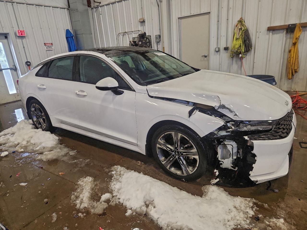 2023 KIA K5 EX photo 4