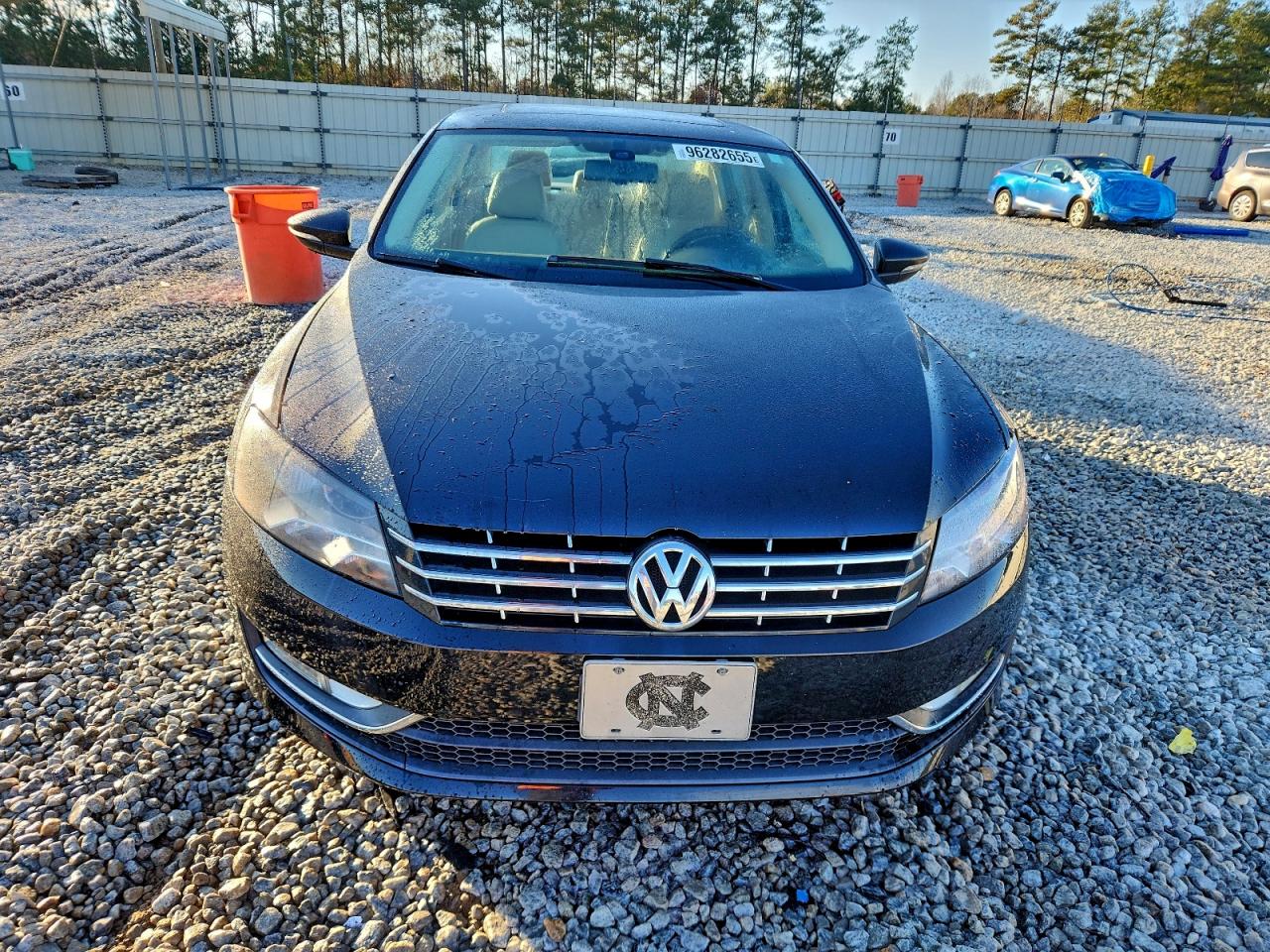 2012 VOLKSWAGEN PASSAT SEL photo 5