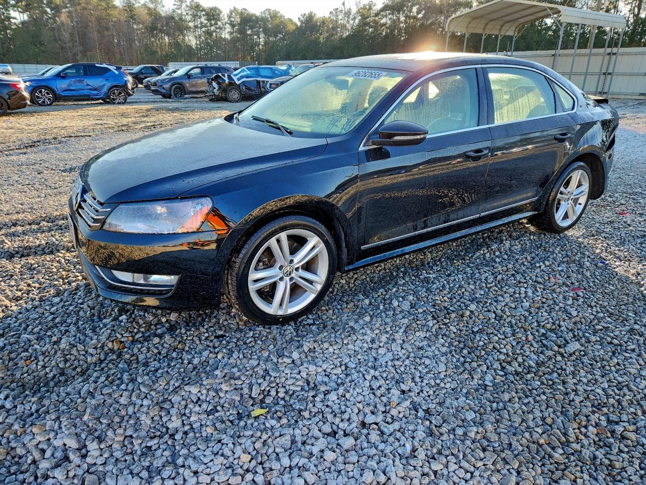 2012 VOLKSWAGEN PASSAT