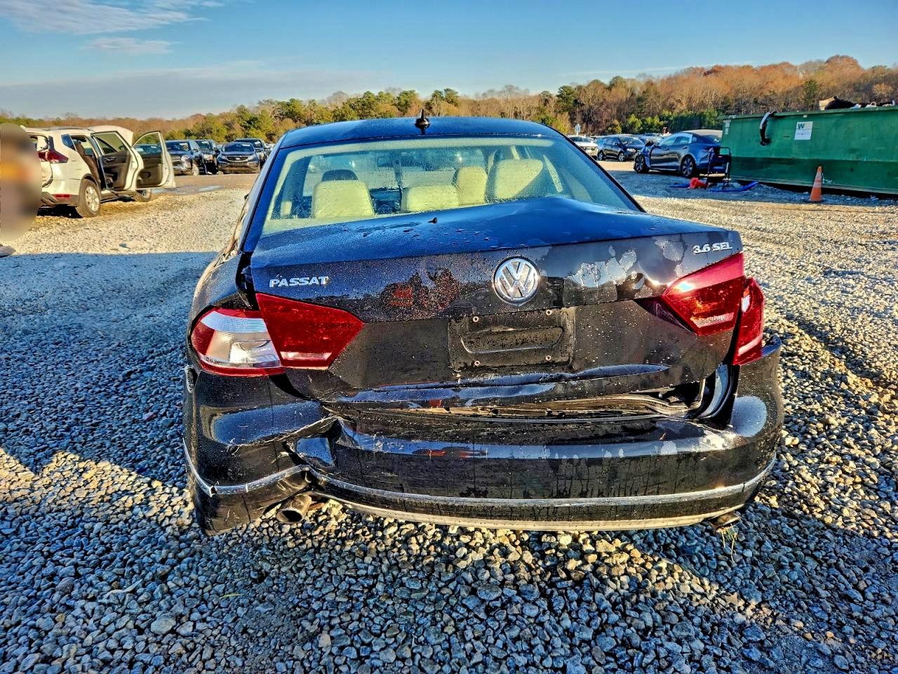 2012 VOLKSWAGEN PASSAT SEL photo 6