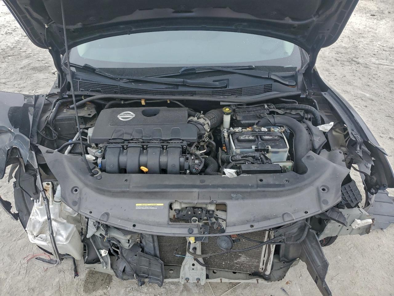 2014 NISSAN SENTRA S photo 11