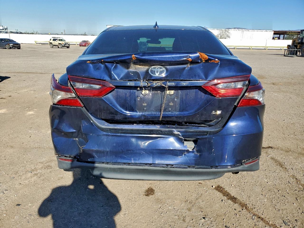 2021 TOYOTA CAMRY LE photo 6