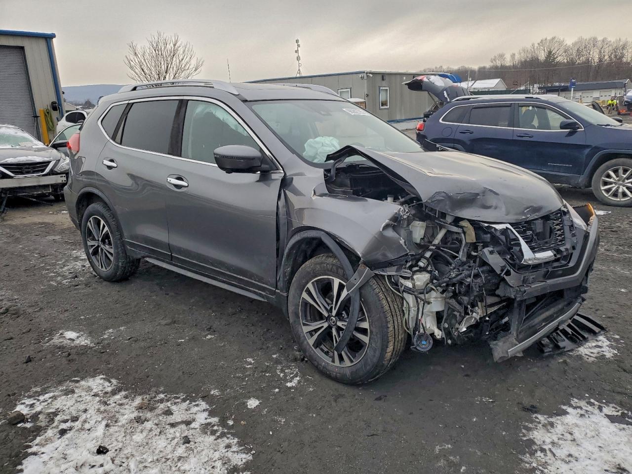 2019 NISSAN ROGUE S photo 4