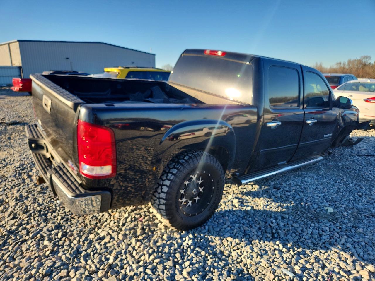 2010 GMC SIERRA C1500 SLE photo 3